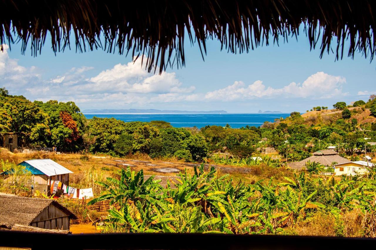 Tiako Villas Ambondrona  ภายนอก รูปภาพ
